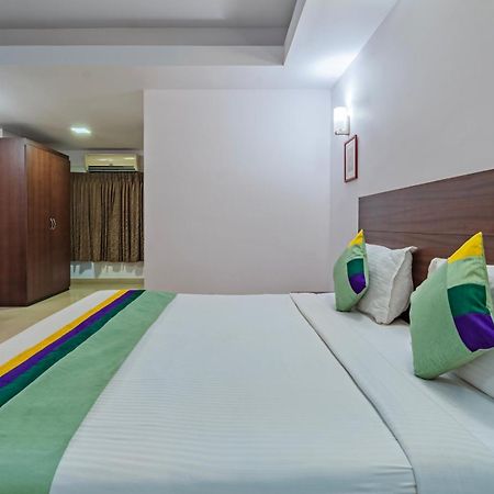 Central Hotel Thrissur Esterno foto
