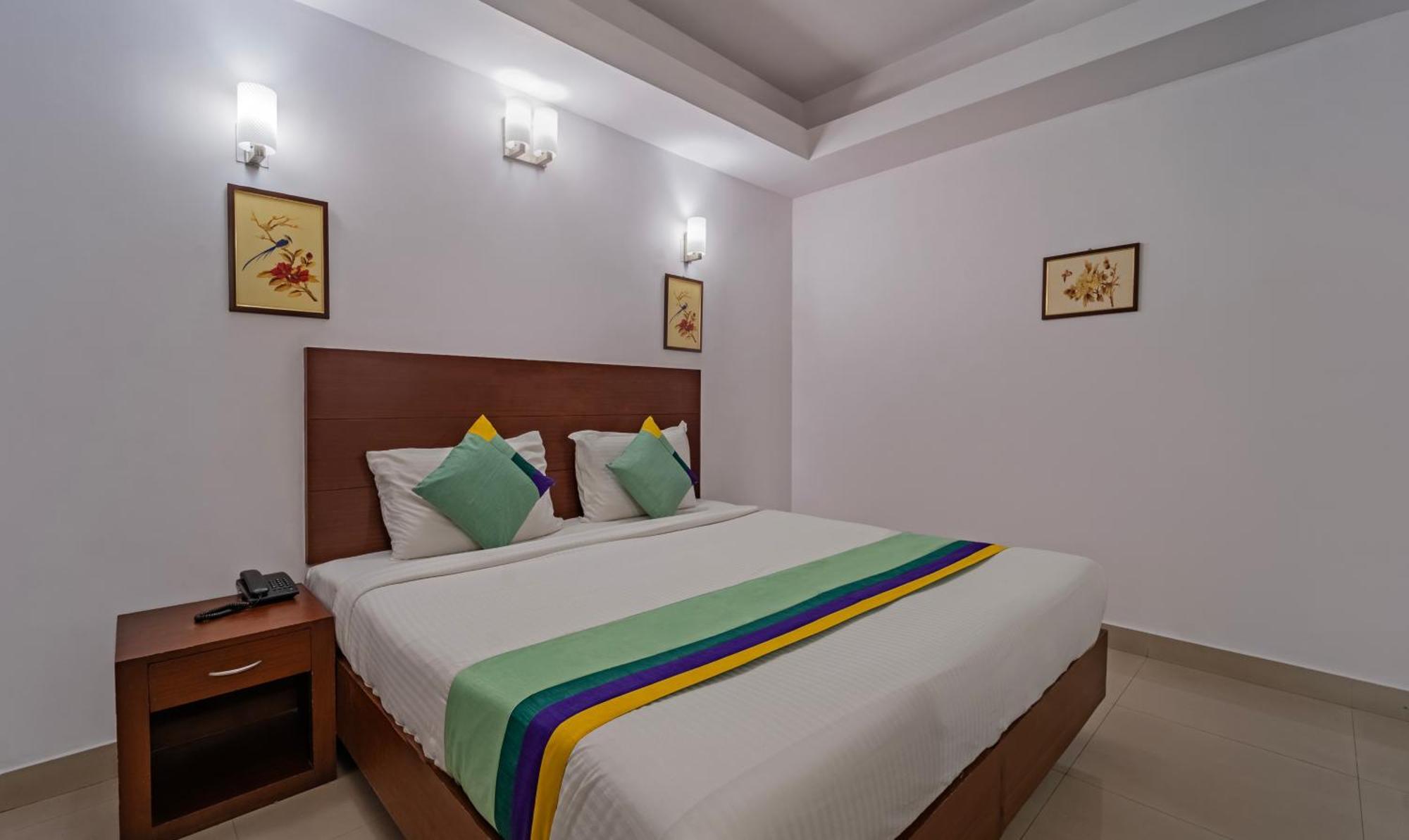 Central Hotel Thrissur Esterno foto