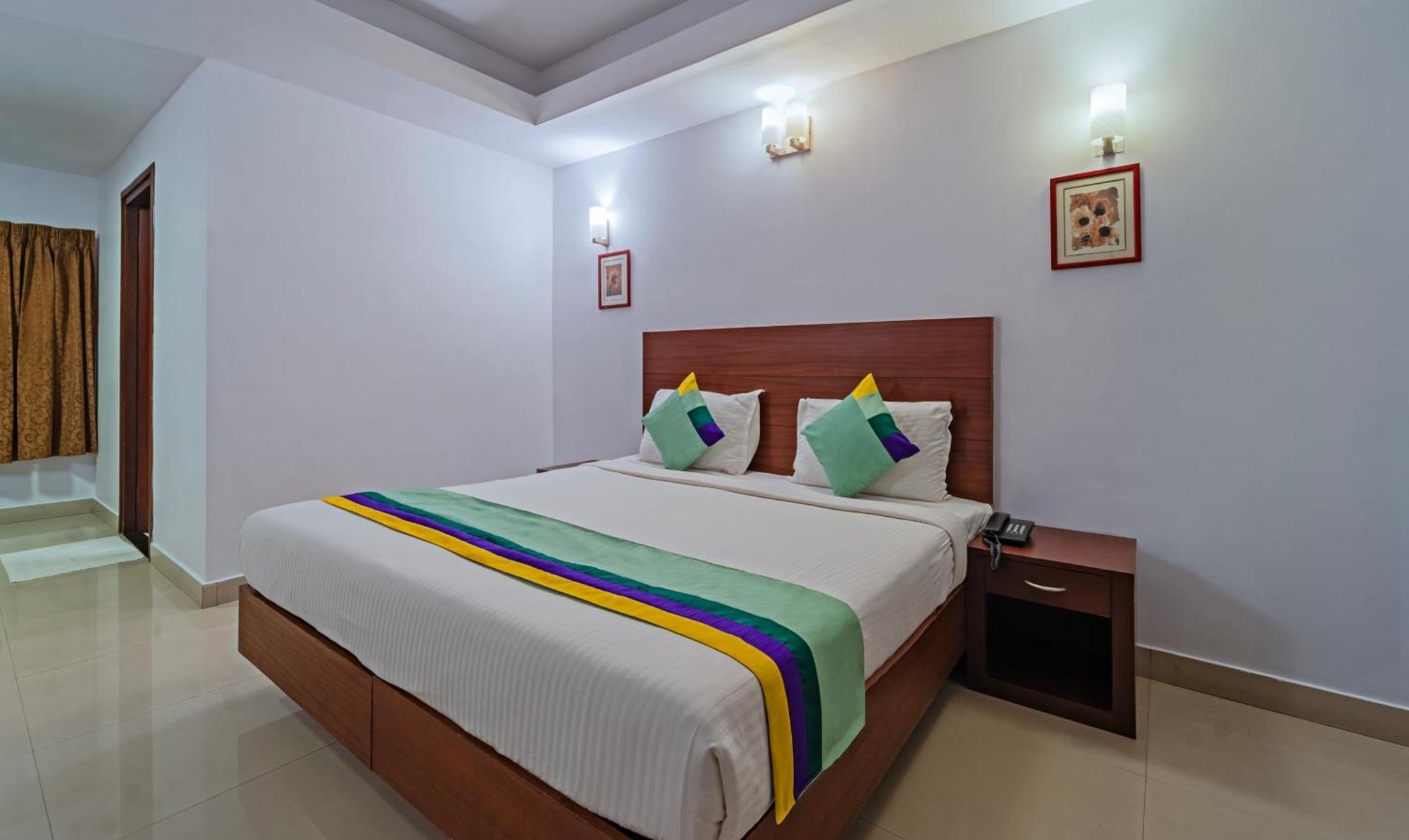 Central Hotel Thrissur Esterno foto
