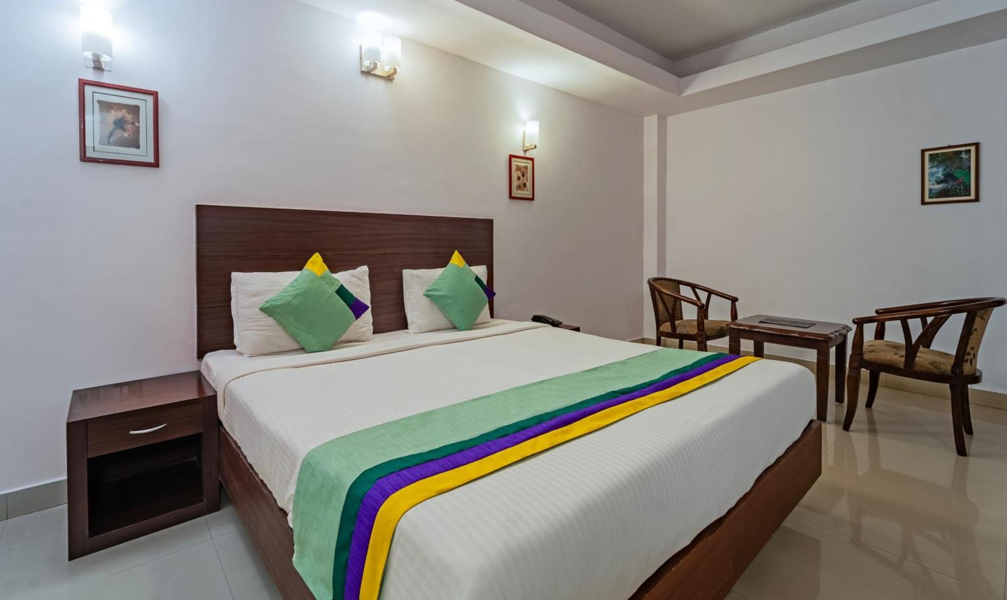 Central Hotel Thrissur Esterno foto