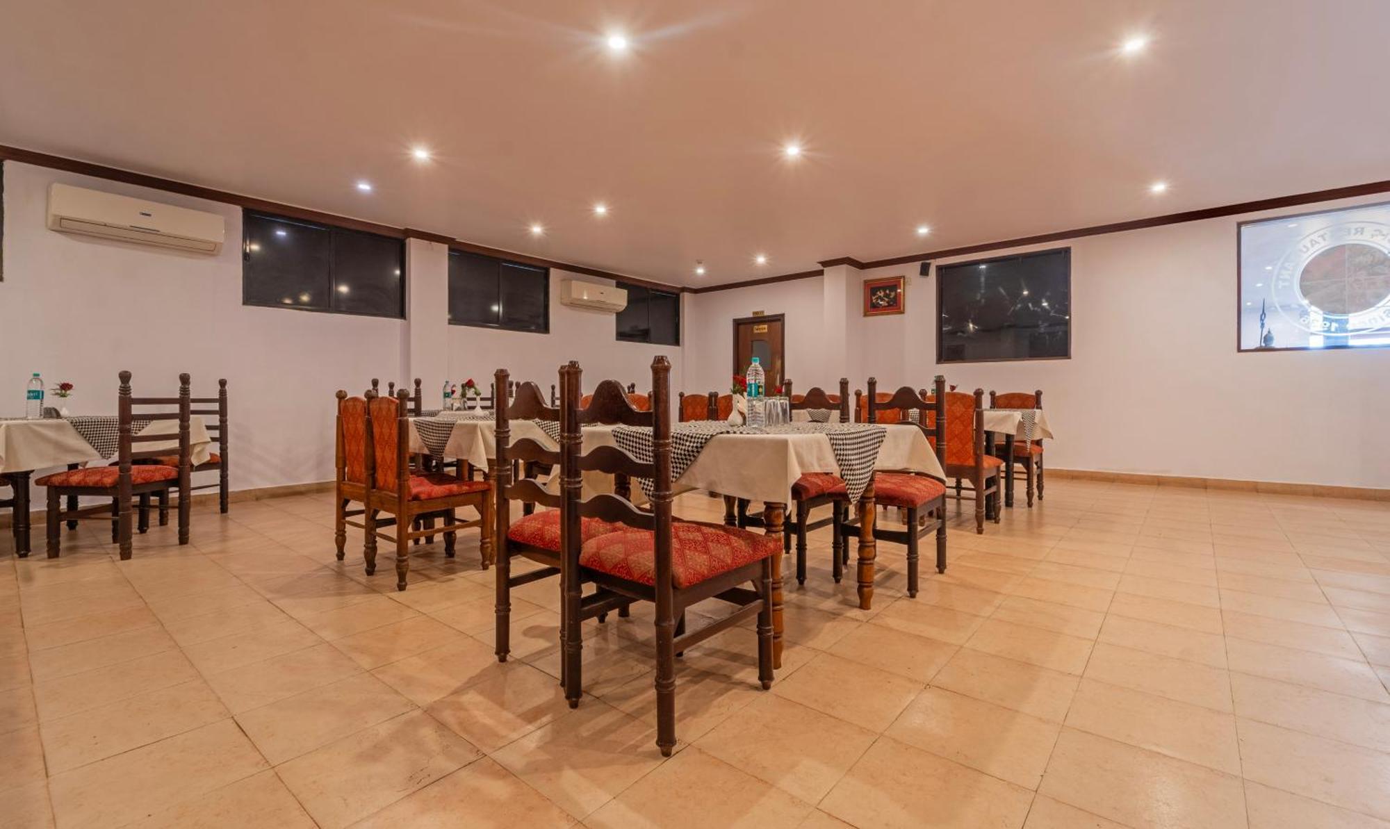 Central Hotel Thrissur Esterno foto
