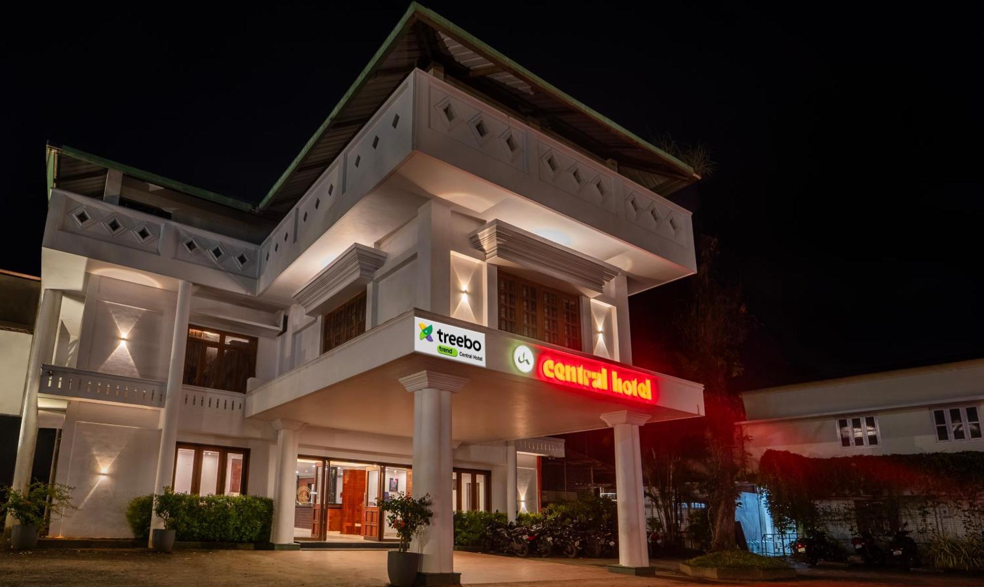 Central Hotel Thrissur Esterno foto