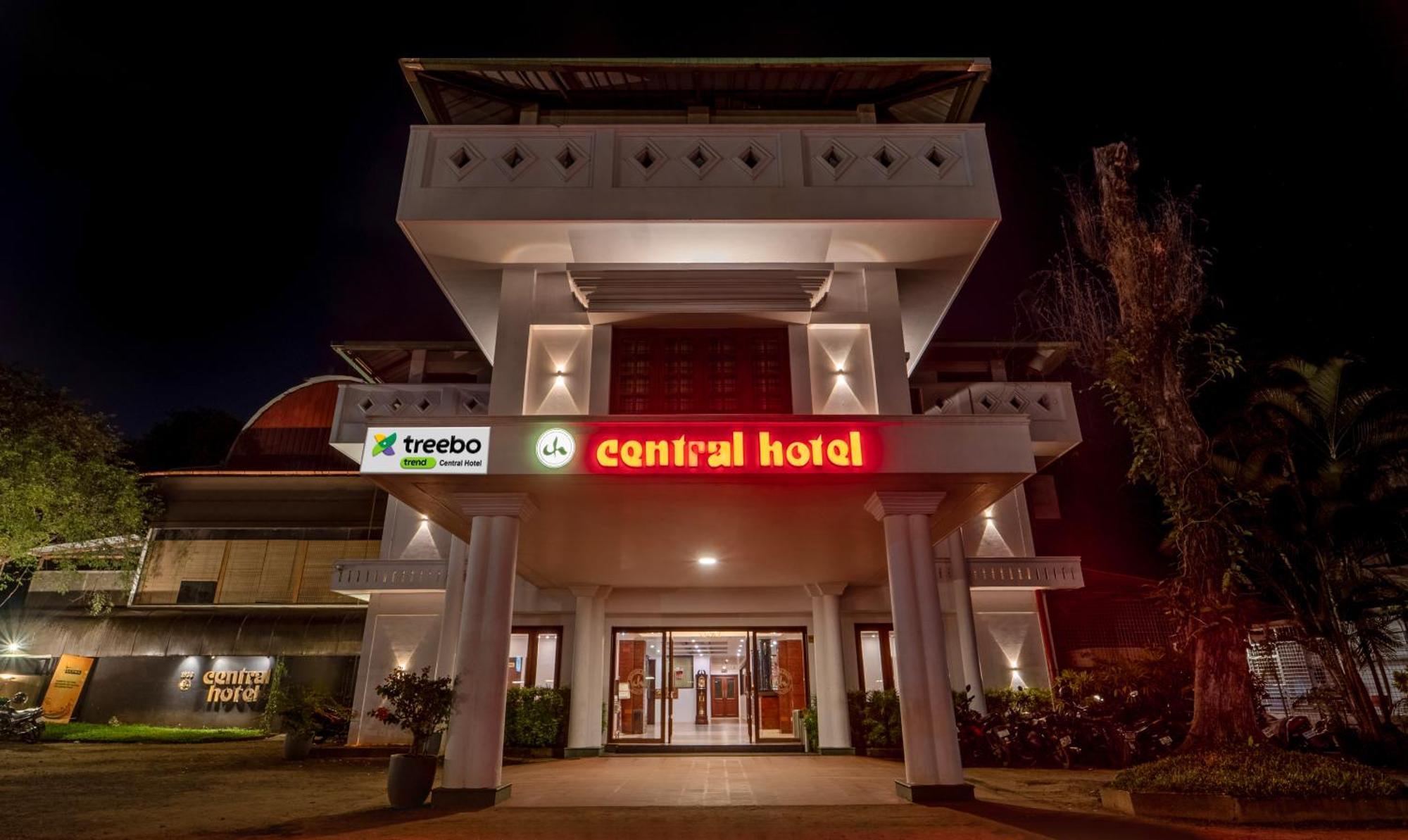 Central Hotel Thrissur Esterno foto