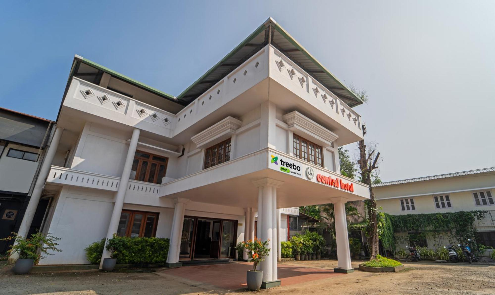 Central Hotel Thrissur Esterno foto